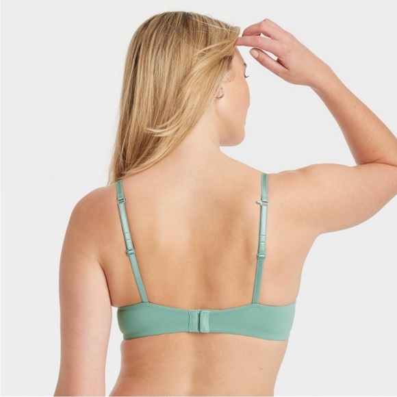 Auden forest Green Wireless Bra with Seamless Design - Picture 2 of 3